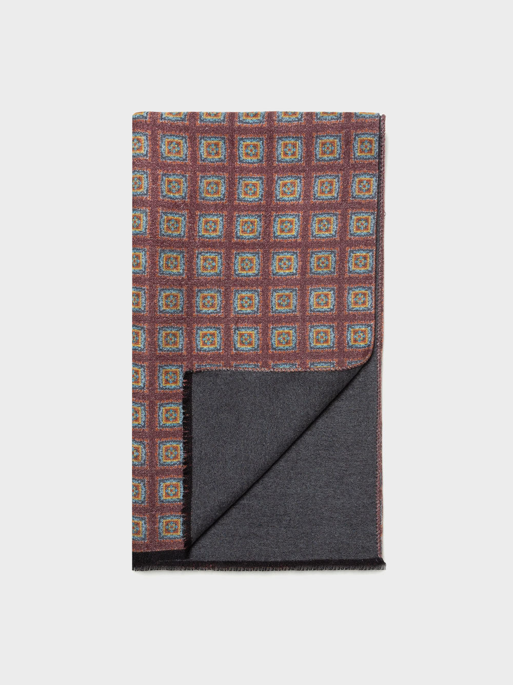 Шелковый шарф