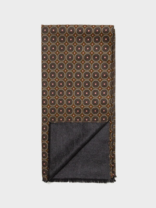 Шелковый шарф