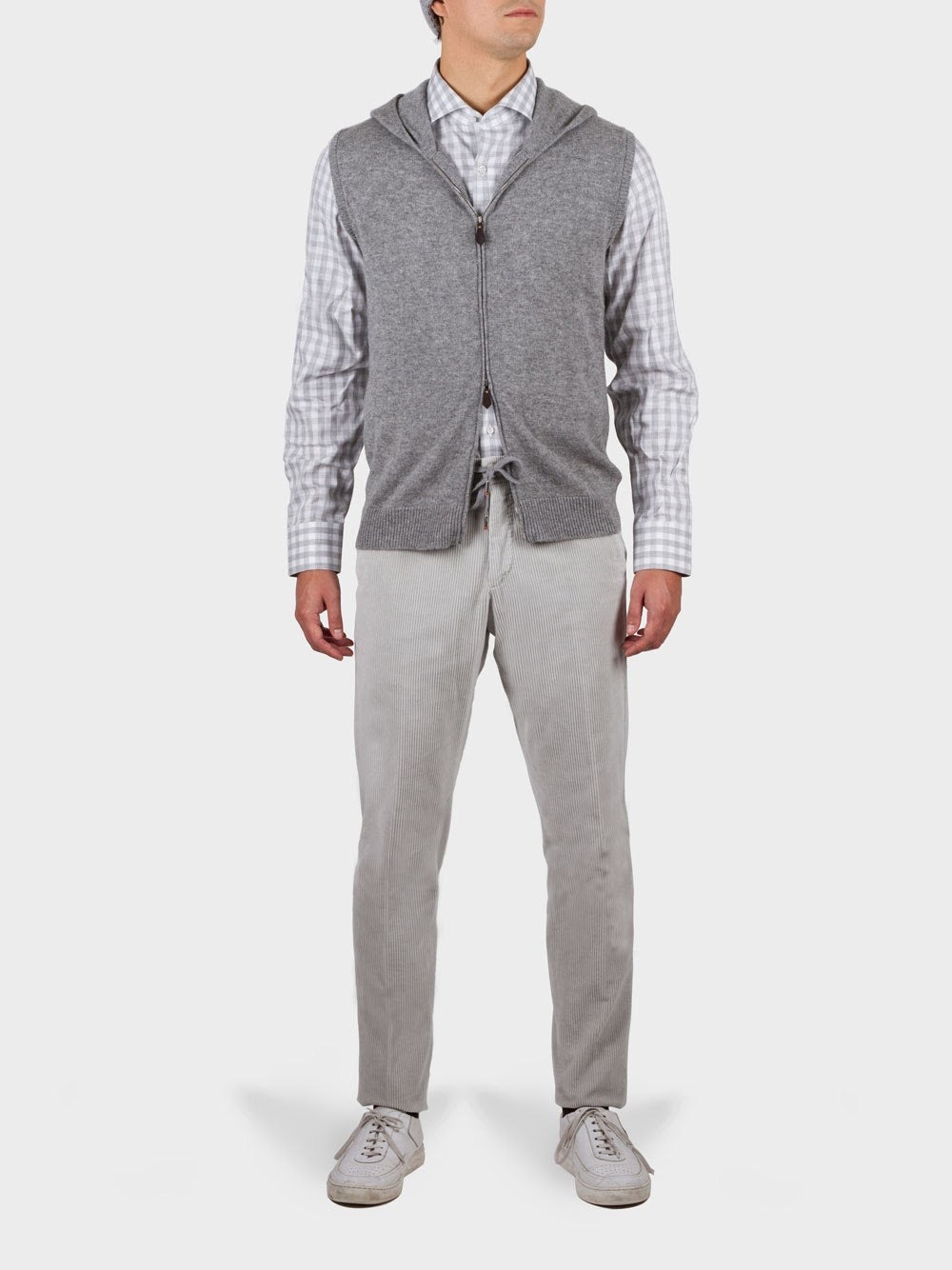 Серые брюки — изображение 2